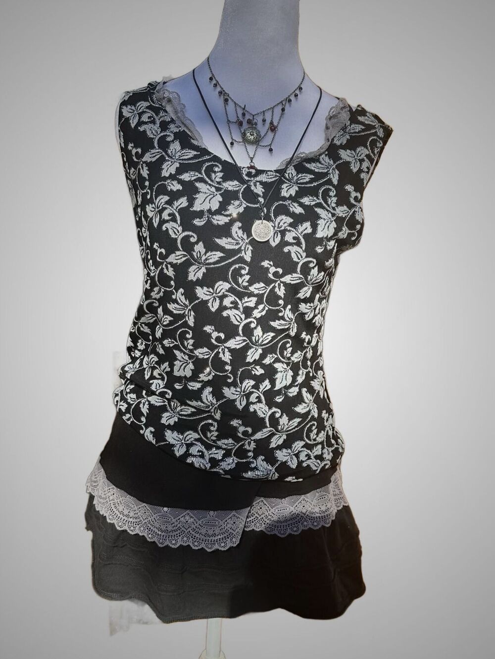 Xscape Y2K 90’s Silver Glitter Vine Floral Print Tank Top Grunge Whimsigoth L